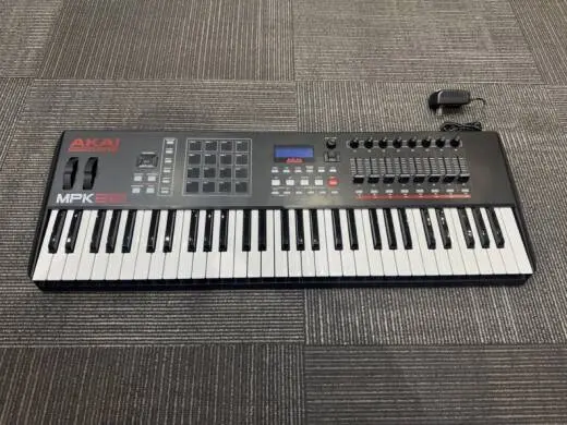 Akai MPK261 MIDI Controller 2